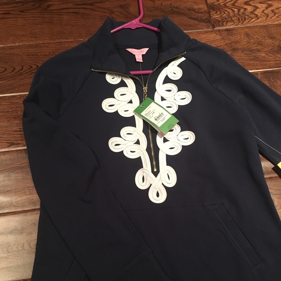 Lilly Pulitzer Other - Lilly Navy Sipper popover as described not a tunic